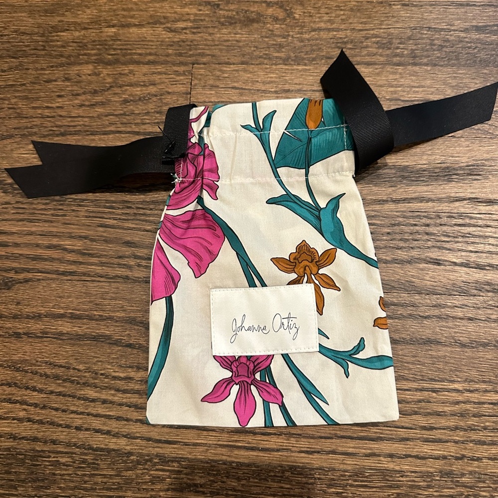NWT! Johanna Ortiz Floral Drawstring bag 🌺